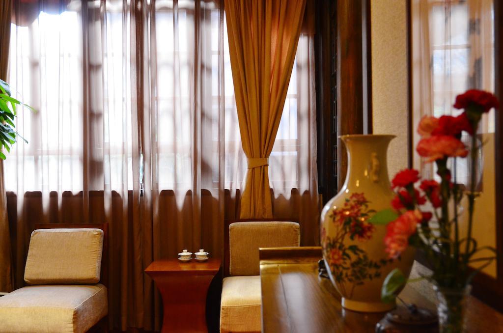 Renli Hotel Chengdu Exterior photo