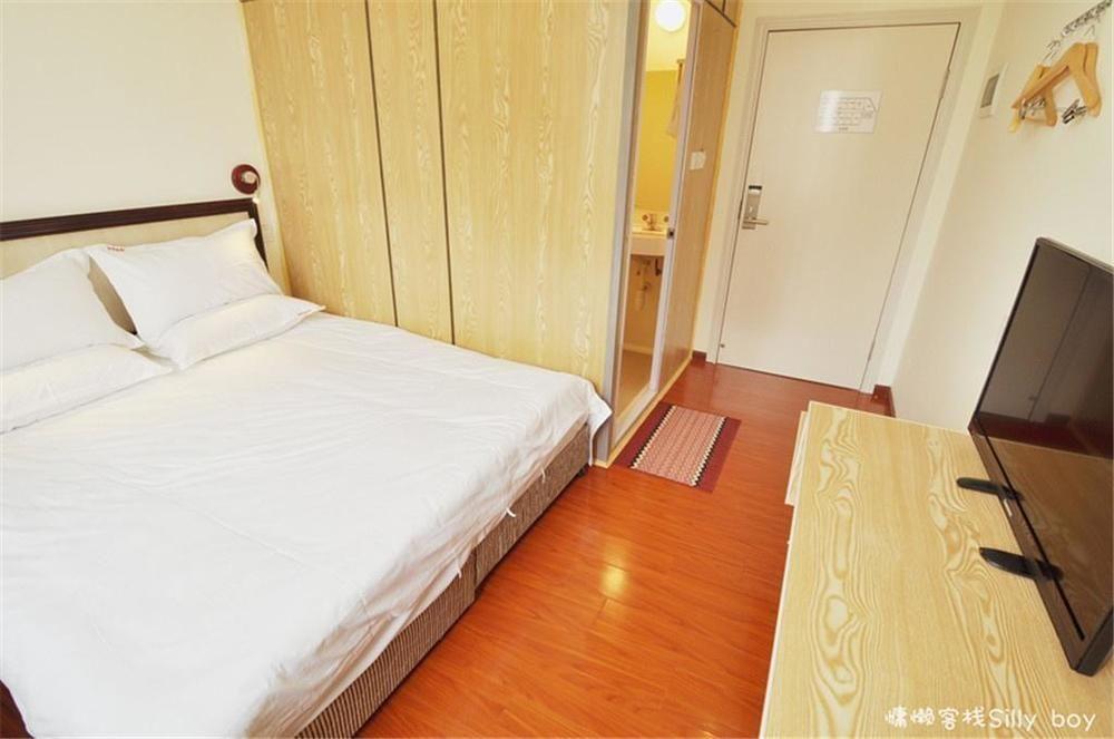 Renli Hotel Chengdu Exterior photo
